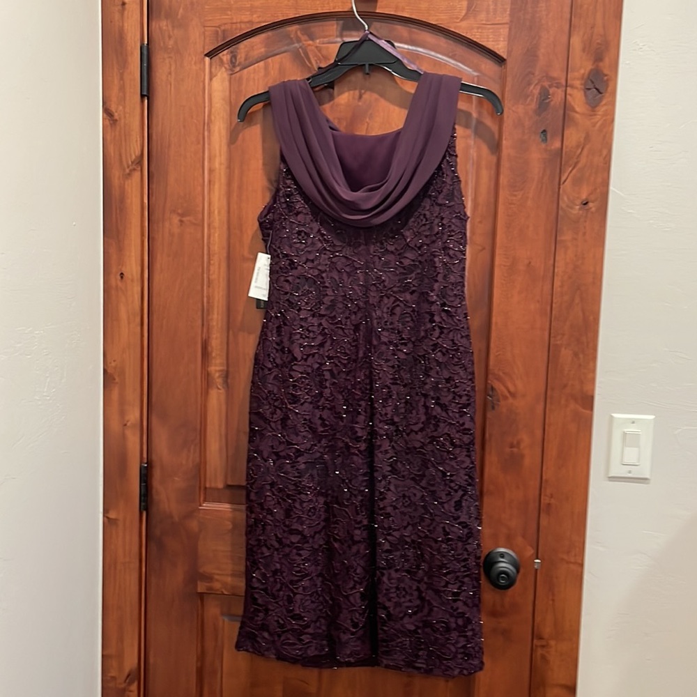 Women’s Dress - Picture 2 of 4